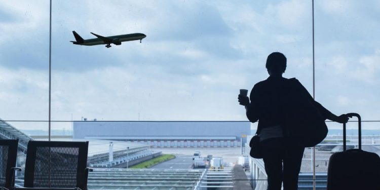 Top 10 Travel Destinations and Must-Have Accessories  for Jet-Setters