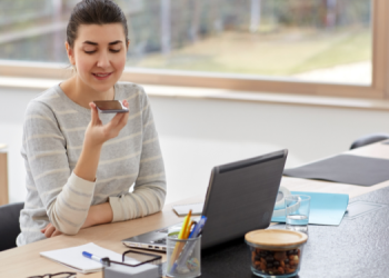 Top 10 Best Freelancers Voice OverExperts at Fiverr