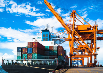 Streamlining Supply Chains: An overview on a way to simplify logistics operations.